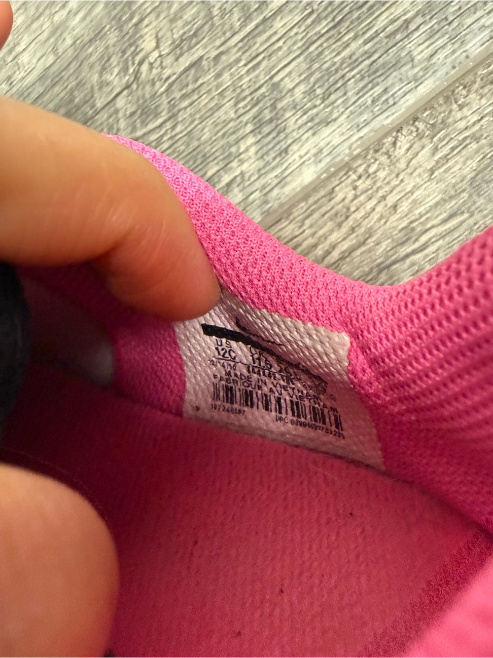 Nike Kids Pink Soccer Cleats‎ - Picture 13 of 13